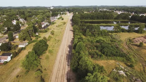 paso de gran altitud sobre un ferrocarril en muskegon, mi