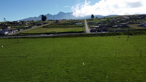 Carretera-Panamericana-Sur-Sector-E35-Romero,-El-Chaupi,-Ecuador