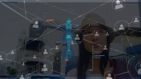 animación del procesamiento de datos sobre mujer asiática sonriendo