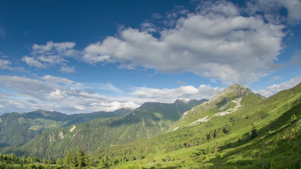 베르비에 그린 봉우리 4k 02