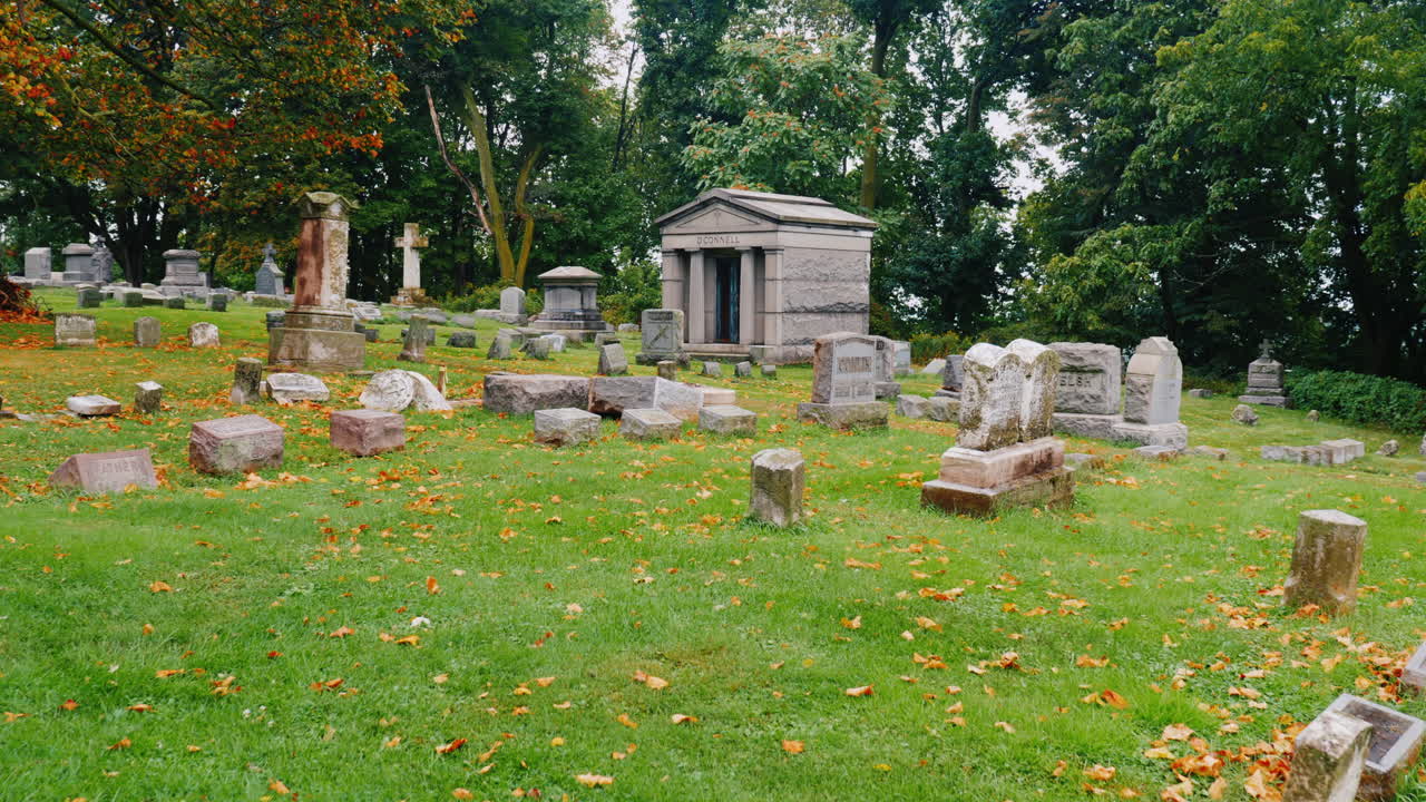 мавзолей на кладбище