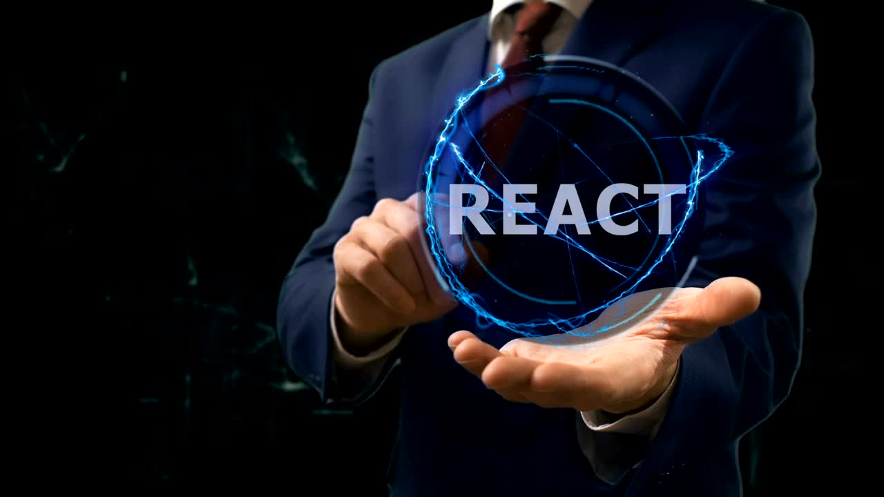 사업가는 콘셉트 홀로그램을 보여주고 손에 반응합니다.