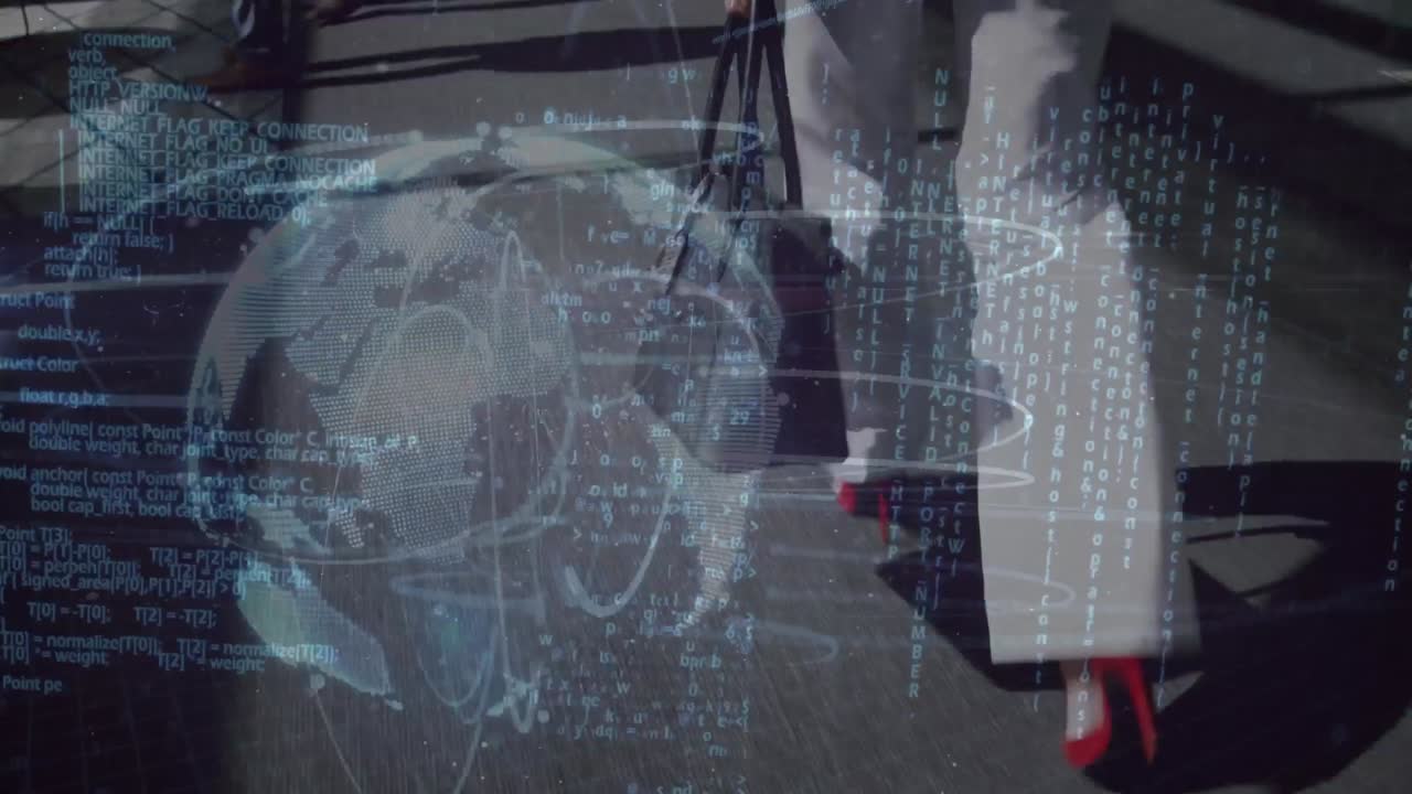 globo rotante e elaborazione dei dati su sezione bassa di donna d'affari che cammina in ufficio