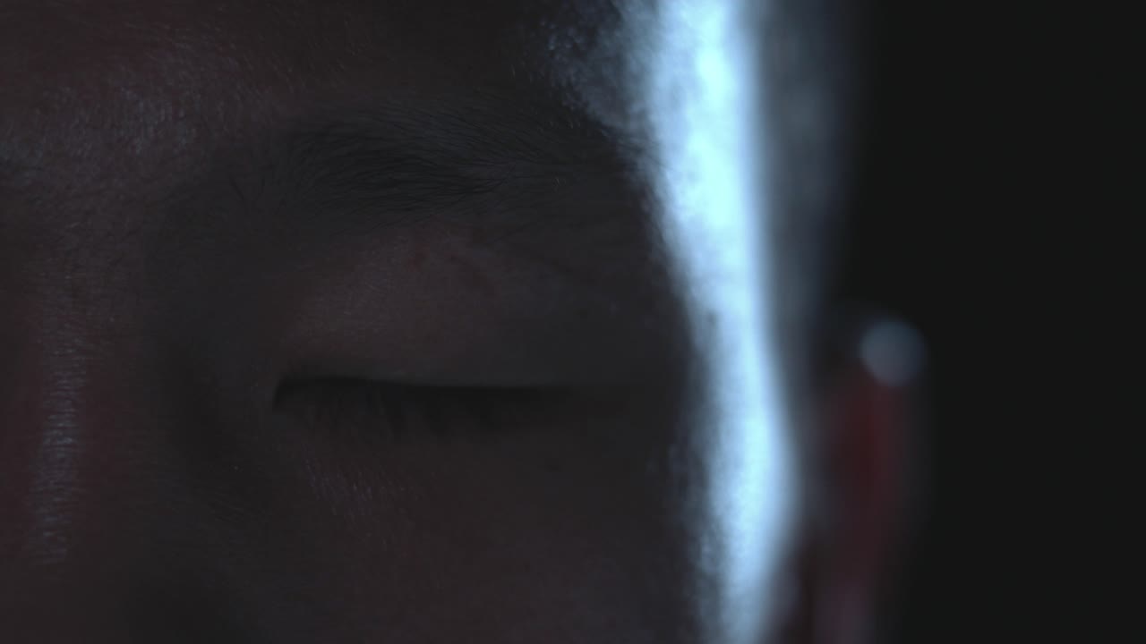 남자 눈의 클로즈업