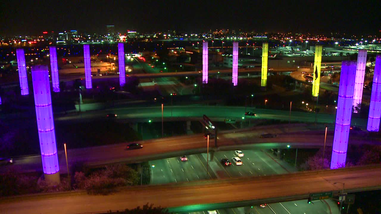 해질녘 로스앤젤레스 국제공항의 아름다운 개요