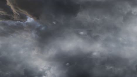 nubes cumulonimbus, así como tormentas eléctricas y relámpagos