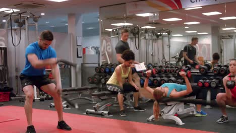 Fit-people-working-out-in-gym