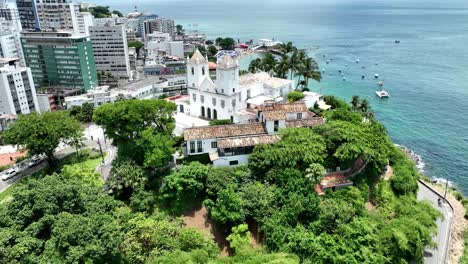 Küstenkirche-In-Salvador-In-Bahia-Brasilien