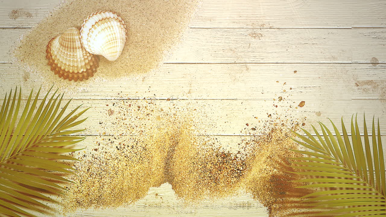 playa de arena de primer plano con conchas marinas y arena con fondo de verano