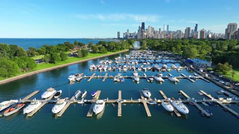 chicago: lincoln park on summer day