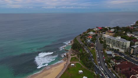 Bronte-Baths--Oceanside-Rock-Pool-At-Bronte-Beach-In-Sydney,-New-South-Wales,-Australia