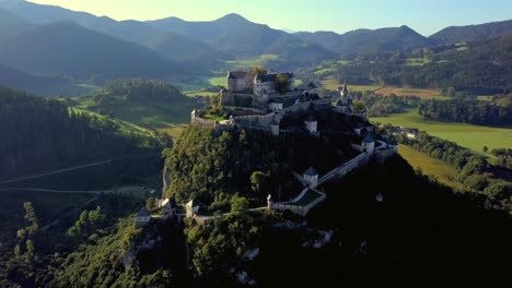 Aerial-drone-footage-of-Hochosterwitz-castle