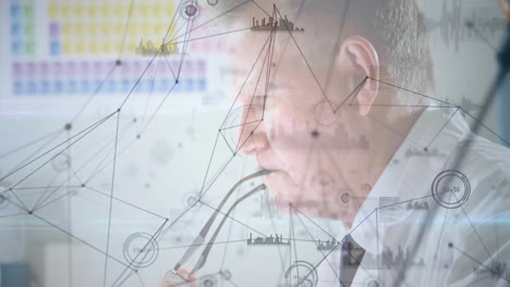conexiones de red y animación de análisis de datos sobre un anciano pensativo
