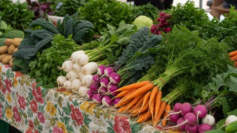 A Bountiful Display of Fresh Vegetables on a Market Table, Showcasing Vibrant Colors and Organic Produce Perfect for Culinary Inspiration