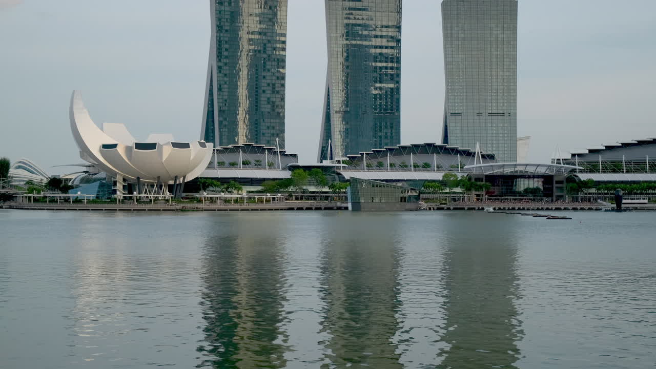 Marina Bay Sands and the ArtScience Museum in Singapore
