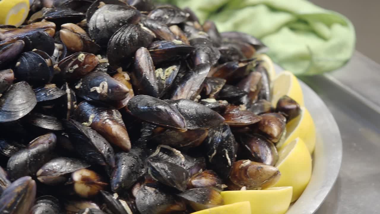 Pile of Mussels with Lemon