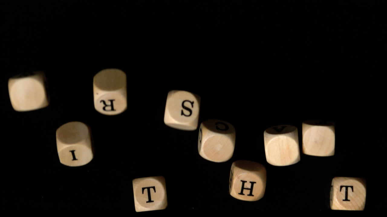 los dados de wirschaft cayendo juntos