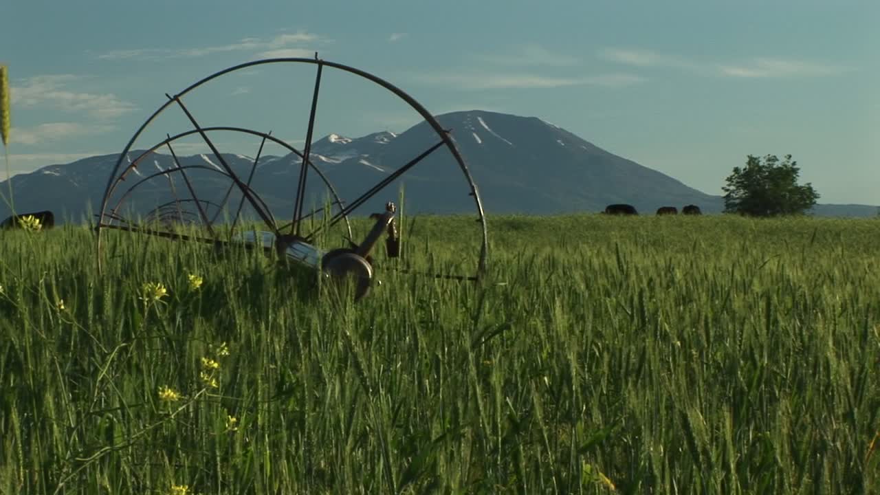 сковорода через излучину реки на юго-западе 1
