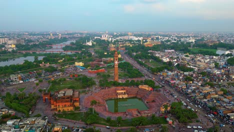 torre del reloj de husainabad y bada imambara india arquitectura vista desde un avión no tripulado