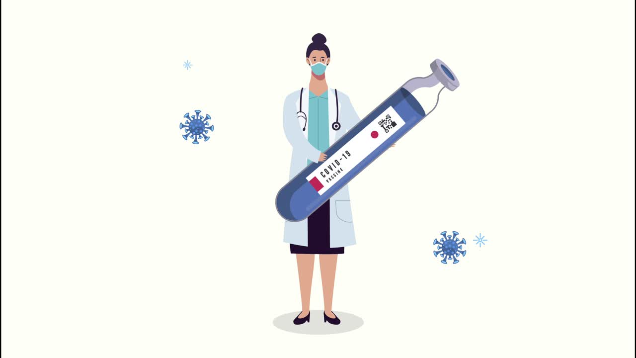 женщина-врач с флаконом вакцины против covid-19