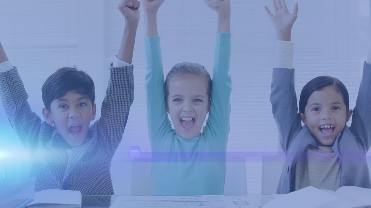 animación de senderos de luz sobre diversos escolares que celebran