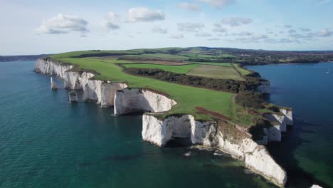 Pristine-Drone-Footage-of-Old-Harry-Rocks-on-the-Isle-of-Purbeck-in-Dorset,-England