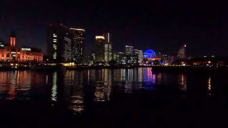 Nachtansicht-Der-Skyline-Von-Yokohama.-Minatomirai