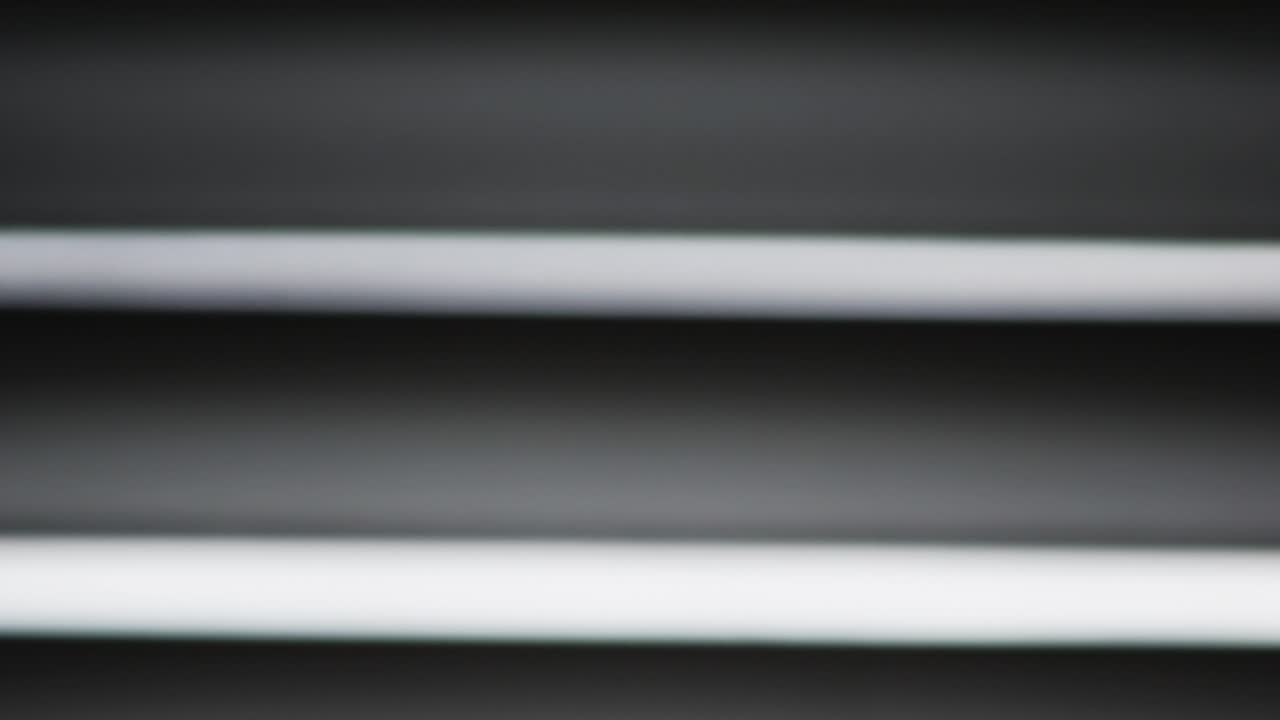 líneas monocromáticas abstractas que cambian de anchura