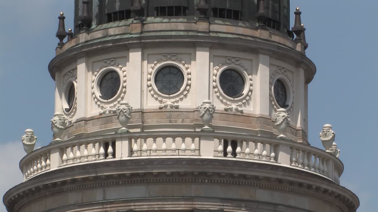 friedrichstadt, französischer dom, gendarmenmarkt berlin, 독일의 프랑스 대성당의 중간 샷