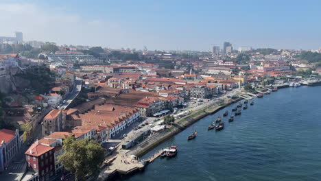 Paisaje-De-La-Ciudad-De-Oporto-En-Portugal