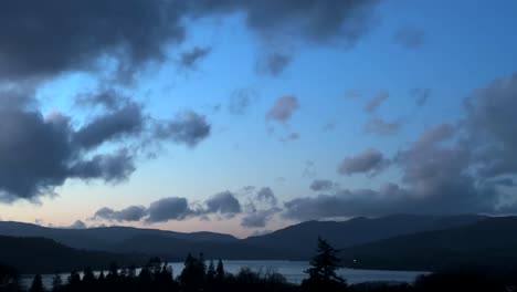 Panoramic-landscape-of-Lake-District-mountains-in-England-at-sunset