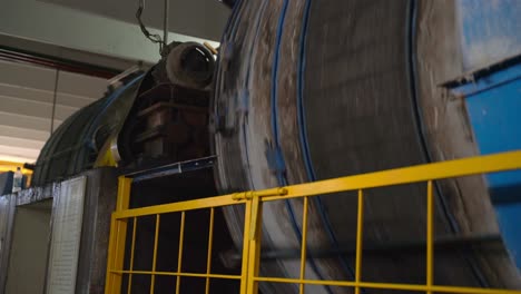 proceso de tambor seco de cuero, tumble y secado en la producción de cuero