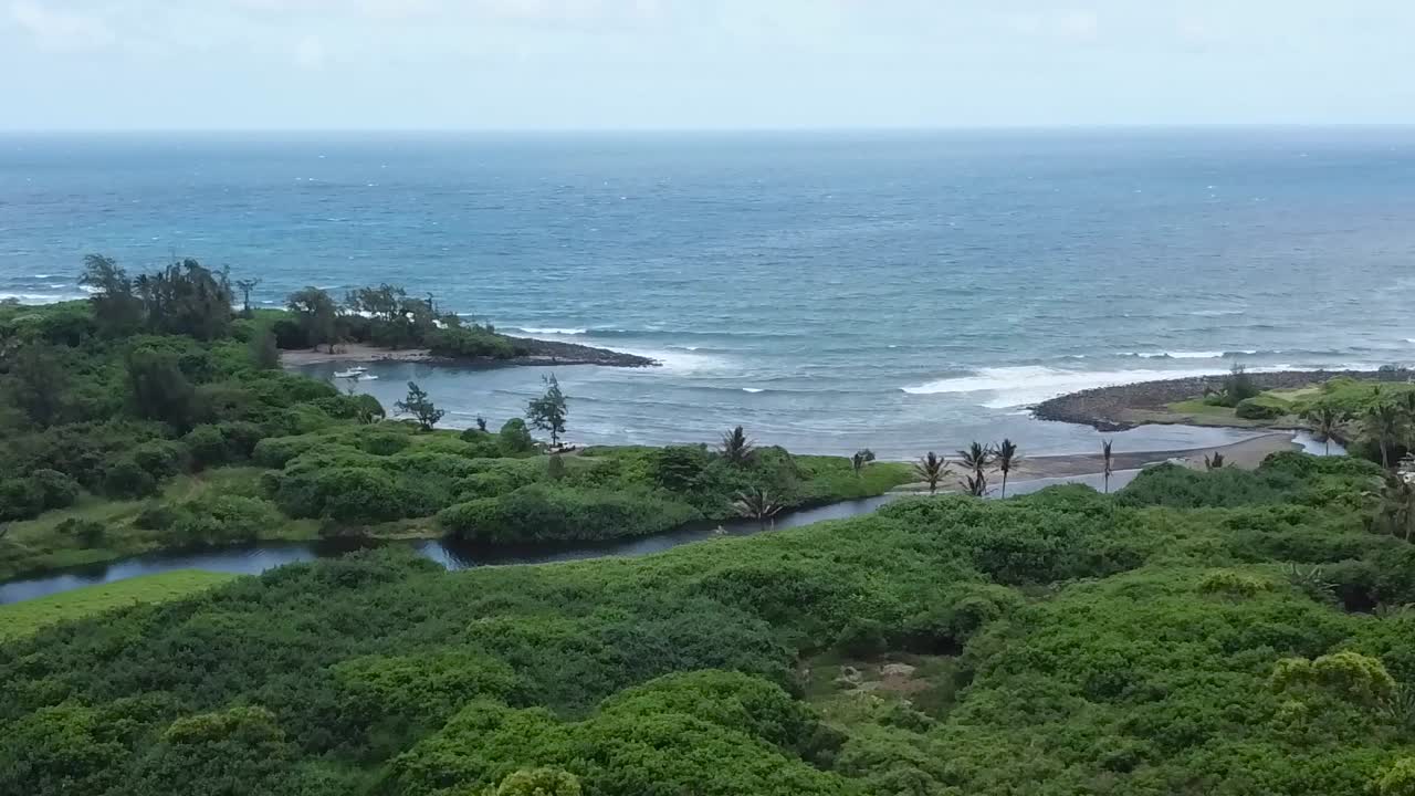 drone aéreo valle río verde hawaii