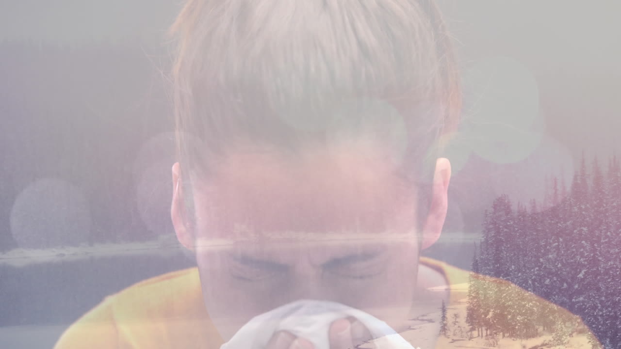 анимация женщины, чихающей с помощью ткани на фоне зимнего пейзажа