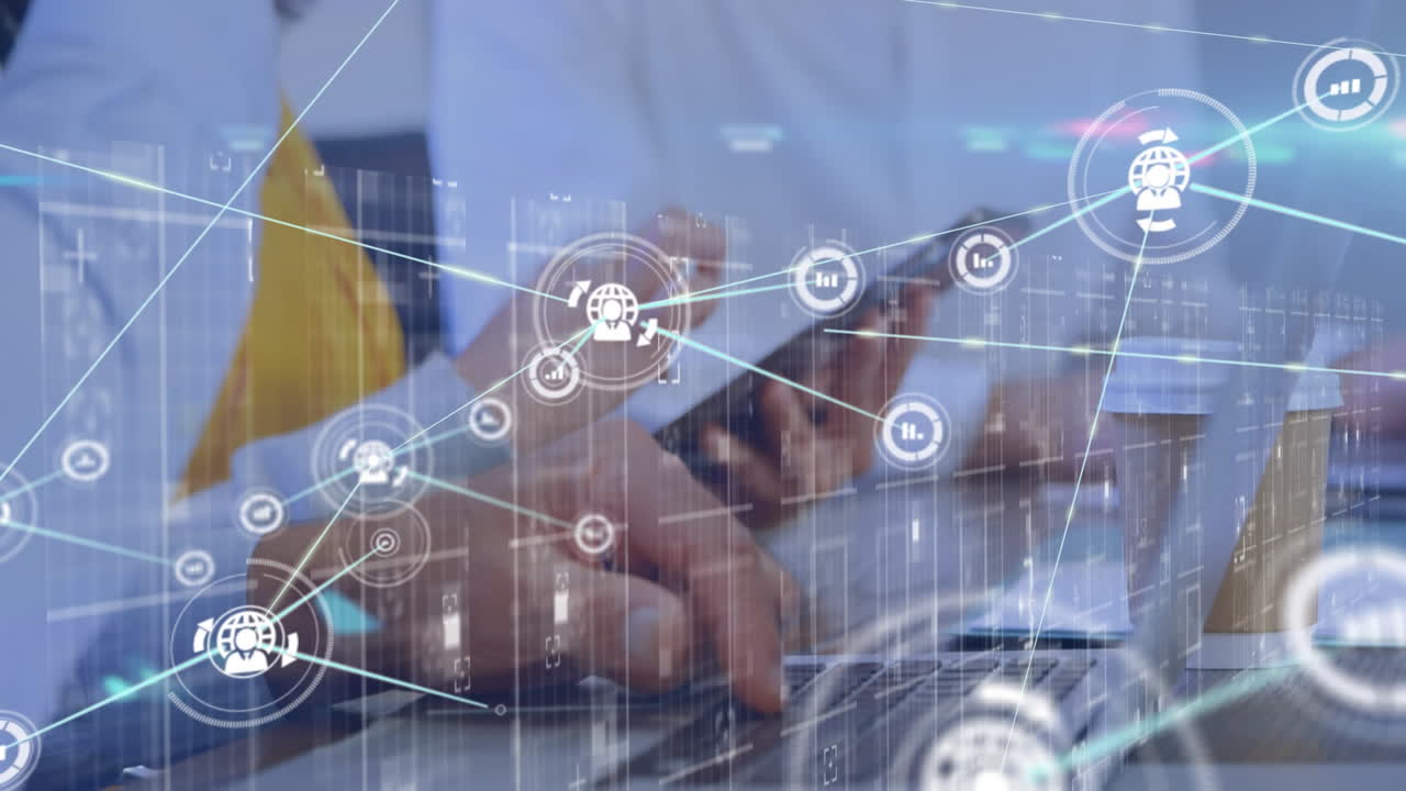 프로필 아이콘의 네트워크와 사무실에서 디지털 태블릿을 사용하는 사업가에 대한 빛의 점