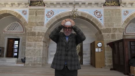 muslim man in mosque