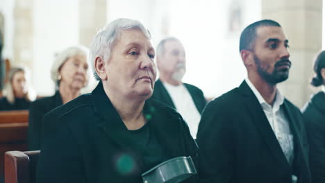 funeral, pensamiento y muerte con la anciana