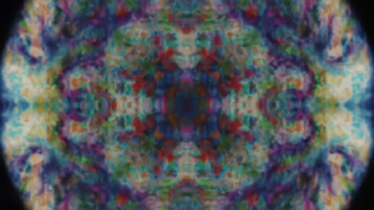 Abstract Kaleidoscopic Patterns Evolving Over Time in a Colorful Visual Display, Capturing the Essence of Motion and Symmetry within a Hypnotic Art Form