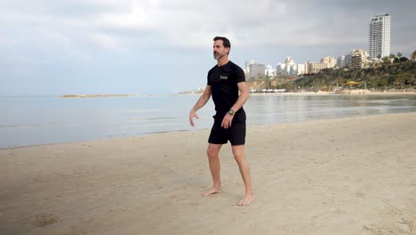 older adult male doing squat reps to strengthen tendons and ligaments