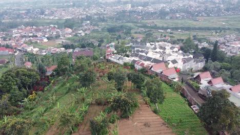 Extensión-De-Las-Casas-De-Los-Residentes-Alrededor-De-Las-Colinas