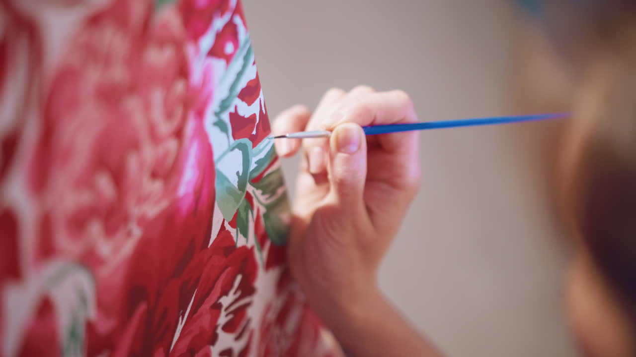 Pink Petal Painting Techniques, Painting Of White Hands Blending Pink Petals With Natural Light, Layered Brush Strokes Create Detailed Botanical Effect On Canvas Using Natural Daylight