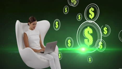 símbolos de dólar sobre múltiples escáneres redondos flotando sobre una mujer caucásica que usa una tableta digital