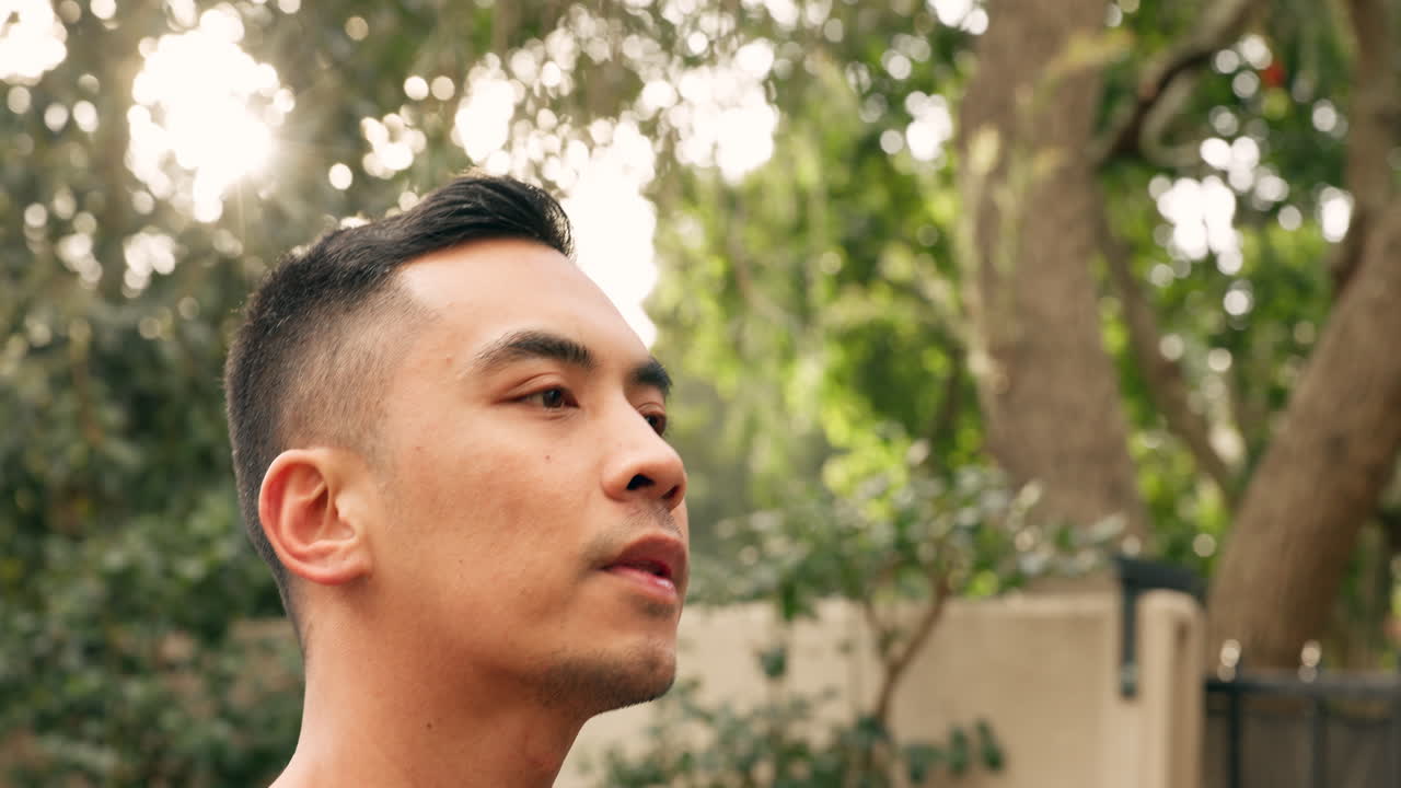 중국에서 온  ⁇ 은 물, 조용하고 야외 남자