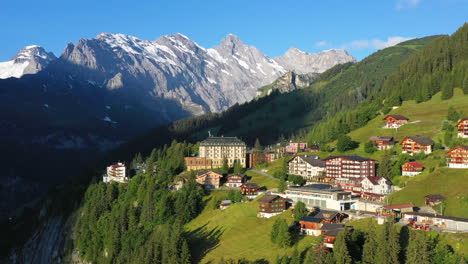 Rotating-drone-shot-of-Murren,-a-traditional-Walser-mountain-village-in-the-Bernese-Highlands-of-Switzerland