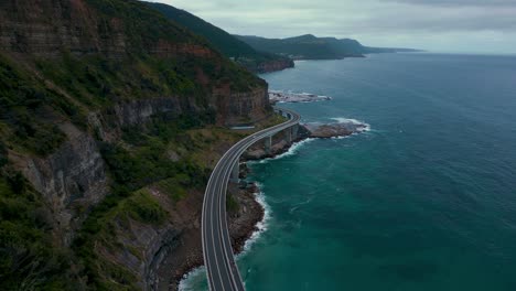 Puente-Escénico-Del-Acantilado-Del-Mar-Cerca-De-Sydney,-Unidad-De-Lawrence-Hargrave,-Australia