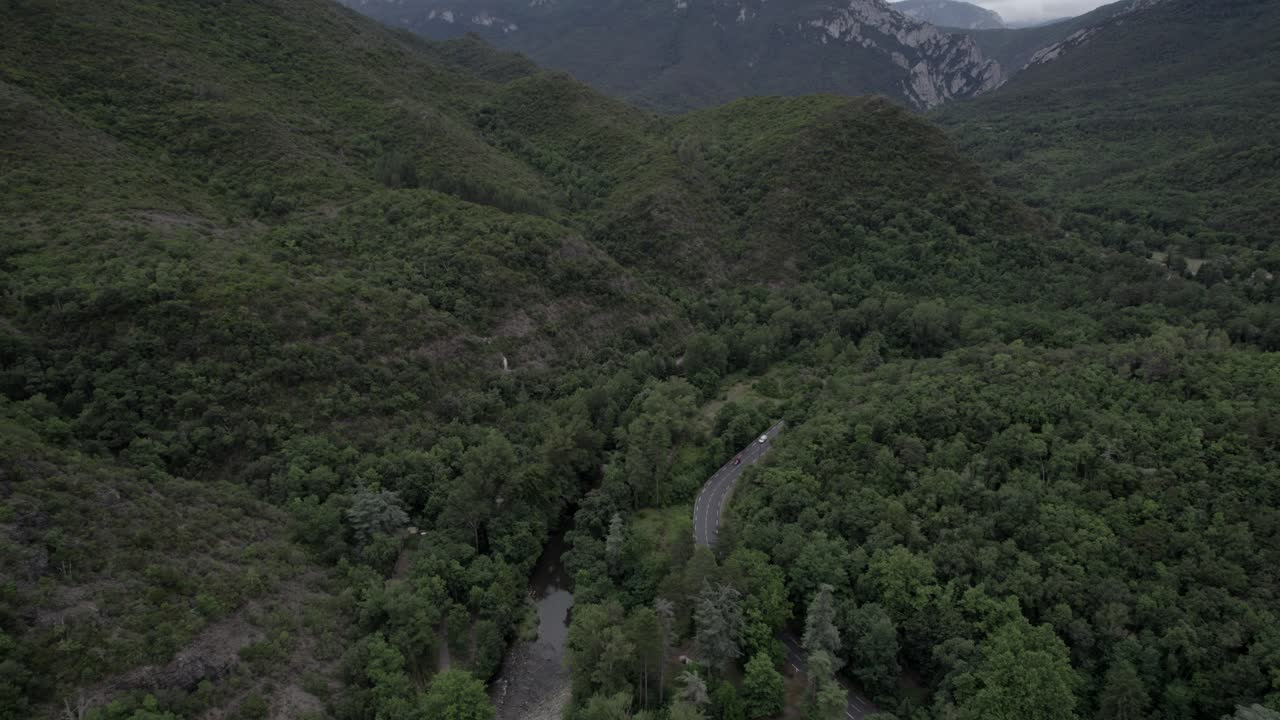 vídeo sobre volar los pirineos franceses
