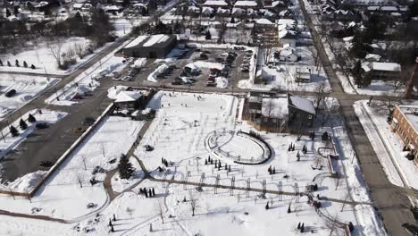 Skating-classes-at-Pillar-and-Post-Inn,-Niagara-On-The-Lake,-Ontario