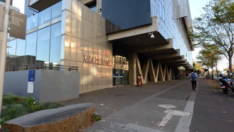 exterior view of melbourne university's asia centre building