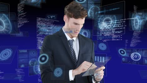 animación de escaneo de alcance y procesamiento de datos sobre el hombre usando tableta