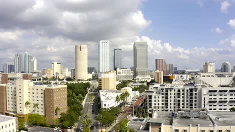 Vista-Aérea-Del-Centro-De-Tampa,-Horizonte-De-Florida